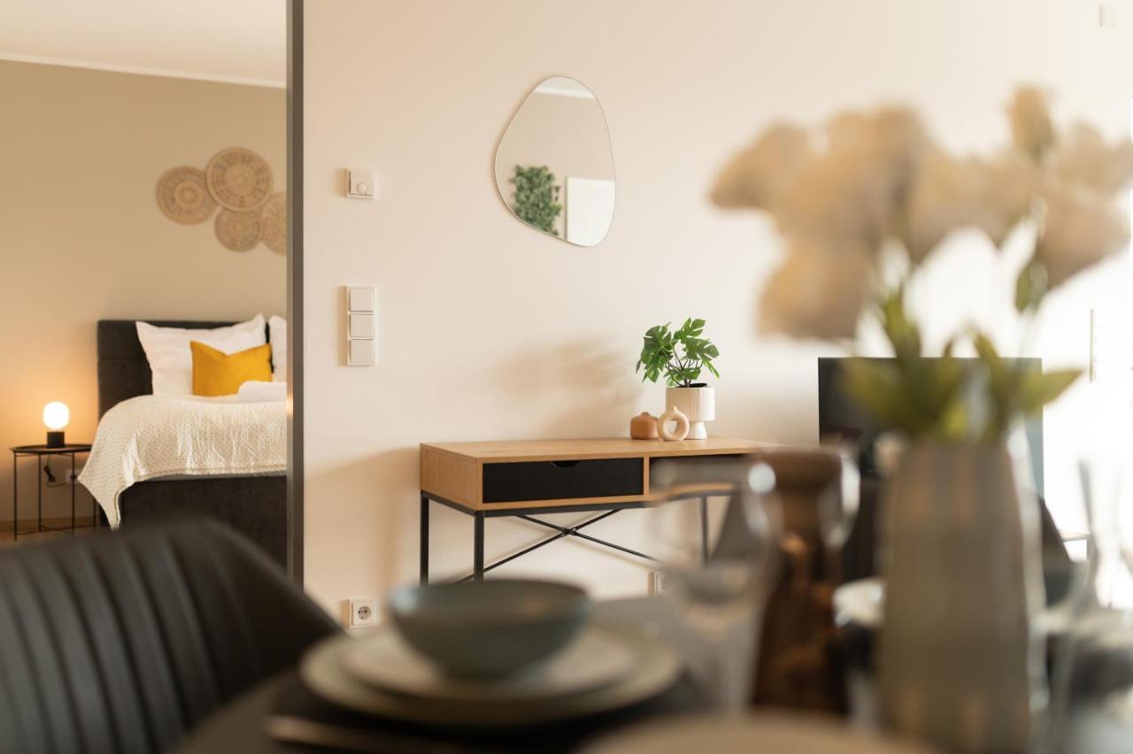 Dwellstay - Modernes Apartment I 55Qm I 2 Zimmer I Kueche I Bad I Terrasse I Tv I Wlan 巴特赫尔斯费尔德 外观 照片