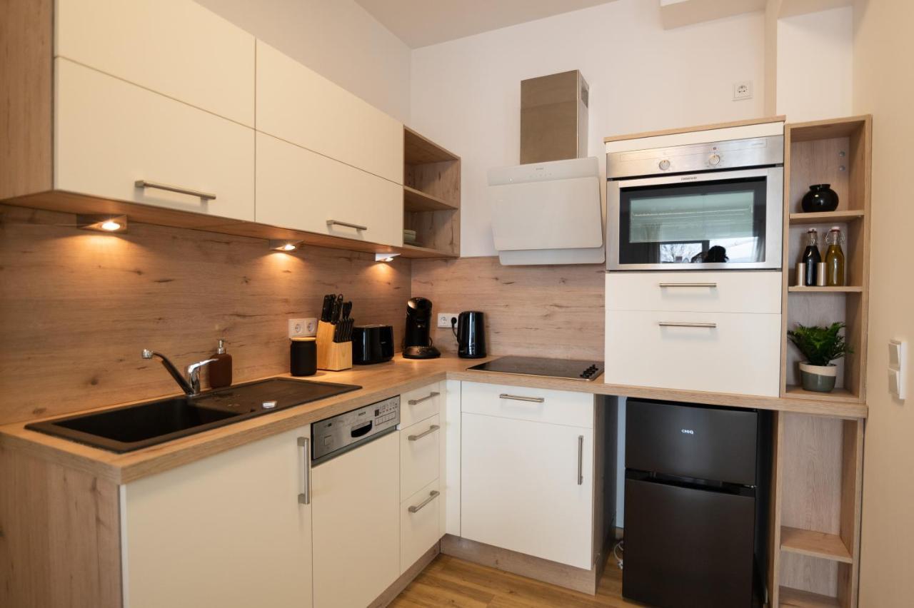 Dwellstay - Modernes Apartment I 55Qm I 2 Zimmer I Kueche I Bad I Terrasse I Tv I Wlan 巴特赫尔斯费尔德 外观 照片