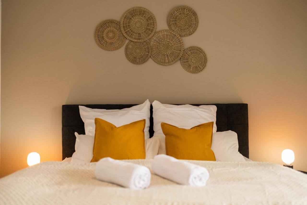 Dwellstay - Modernes Apartment I 55Qm I 2 Zimmer I Kueche I Bad I Terrasse I Tv I Wlan 巴特赫尔斯费尔德 外观 照片