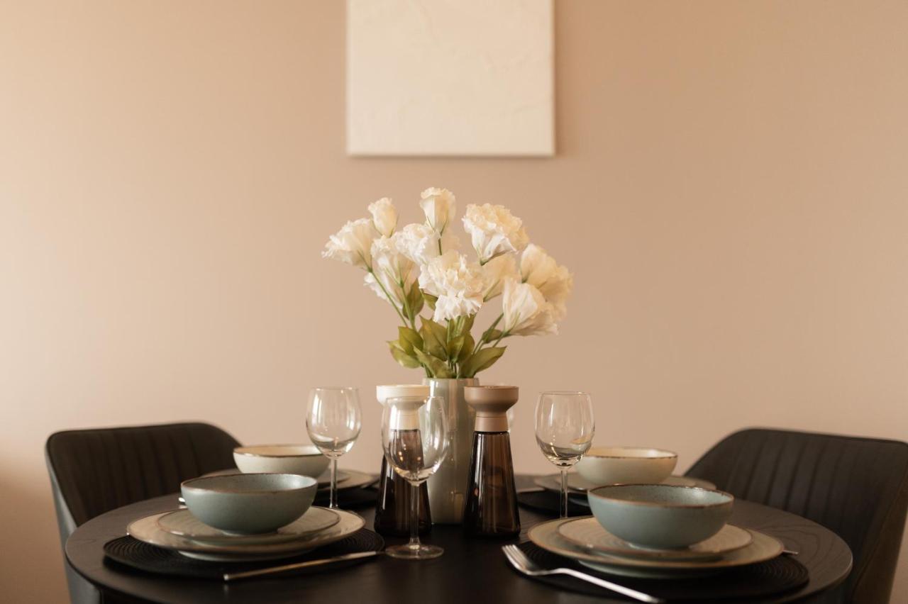 Dwellstay - Modernes Apartment I 55Qm I 2 Zimmer I Kueche I Bad I Terrasse I Tv I Wlan 巴特赫尔斯费尔德 外观 照片