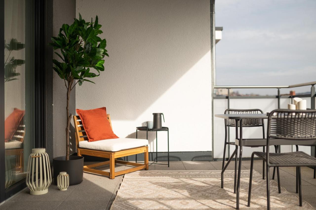 Dwellstay - Modernes Apartment I 55Qm I 2 Zimmer I Kueche I Bad I Terrasse I Tv I Wlan 巴特赫尔斯费尔德 外观 照片